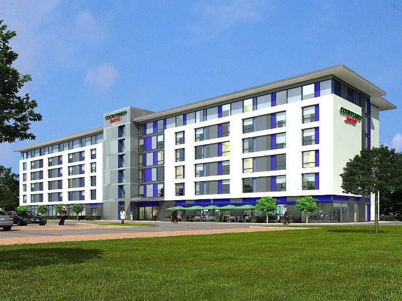 Courtyard By Marriott Aberdeen Airport Hotel 4*