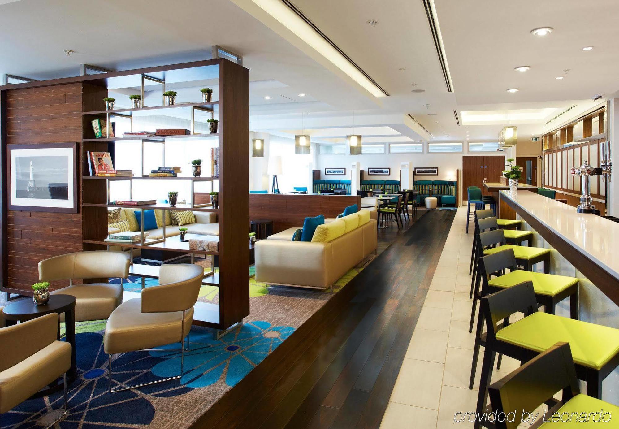Courtyard By Marriott Aberdeen Airport Hotel Dyce