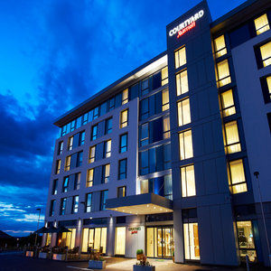 Courtyard By Marriott Aberdeen Airport Hotel Dyce